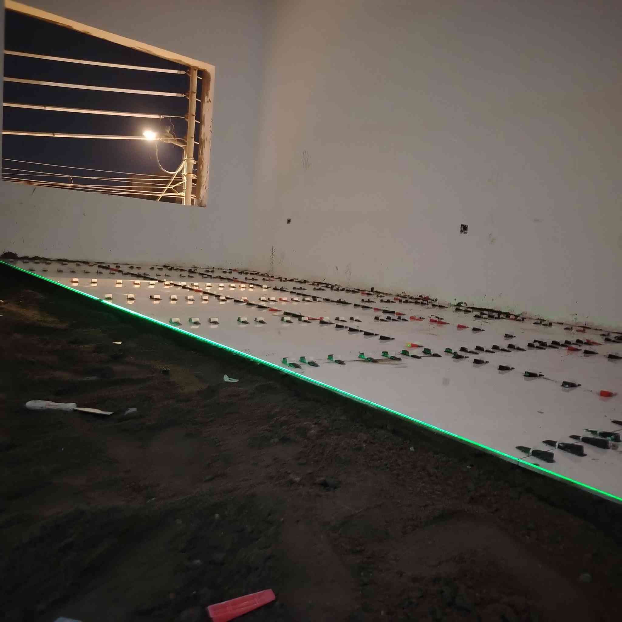 كادر مصري لجميع اعمال البرسلين والمرمر وشغل قبان ليزر ومرتب خبرني وتدلل داخل البصره 
***********
