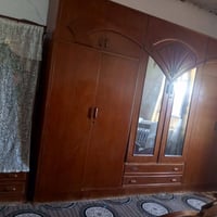 غرفه  للبيع مستعملة نظيفة الاستفسار على الرقم 07709487185