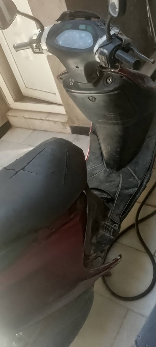 السلام عليكم شباب دراجه فراشه للبيع الدراجه جانت متروكه طافيه ابيعلك محرك ما مفتوح عالشرط وشغلته ما كاعد توصل ناريه السعر 250 وبيه مجال شي قليل ***********

