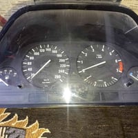 قطع بي ام دبليو • موديل ١٩٩٣ • دشبول