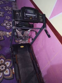 جهاز معطل • عطل كهربائي • كومه حديد