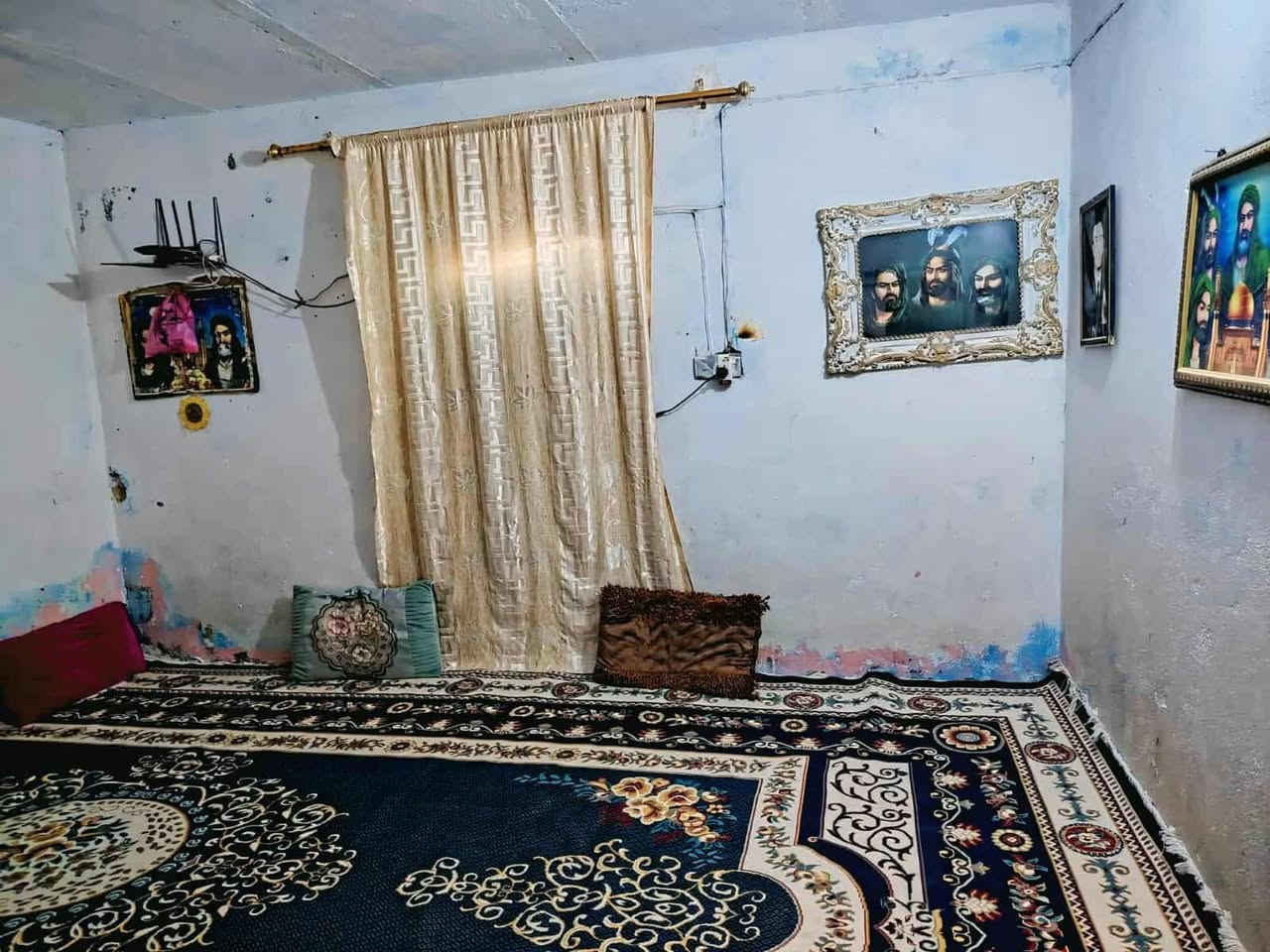 بيت حوآسم 200م قابلة للتطويب الموقع الشيشان الثانية شارعها تبليط قريبة على الاسالة خلف دائرة قطع الاراضي النقل جديدة. ب11وبي مجال شراي يتصل ***********
