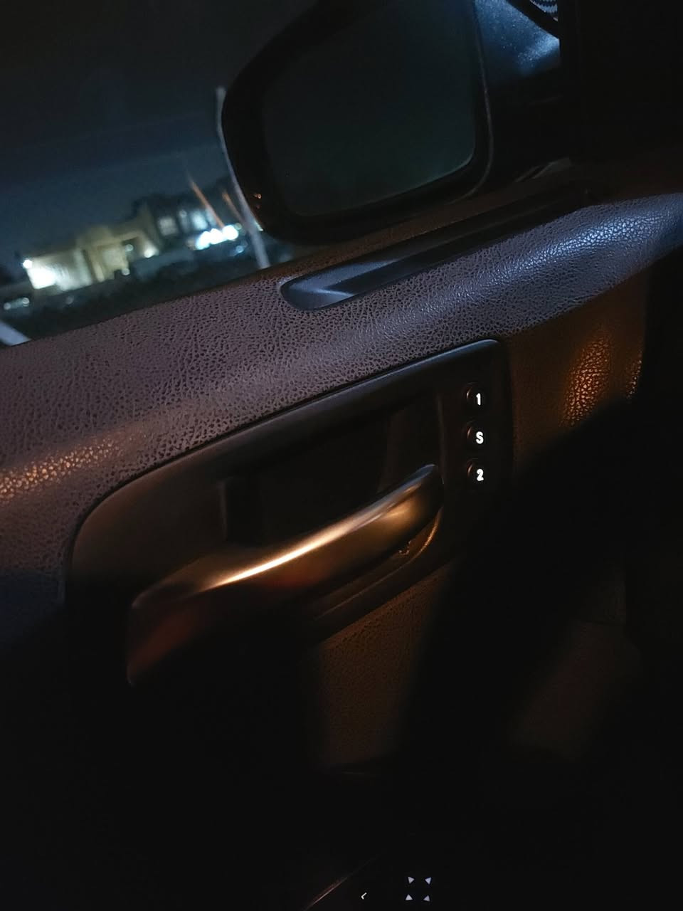 سلام عليكم
للبيع جارجر ارتي (RT)

سوبر تراك باك
خزن ميموري (وضعيات القيادة)
كشنات تدفئه تبريد 
تحكم الكشنات كهربائي
دمام صوت 
حادثها مرفق بالصور بنيد مبدل وجاملغ سايق مصبوغ فقط 
ماشيه 77 الف 
ويل نجمه _ صوتها حلو دبات سود حجر بيئه موجود 
رقم اربيل ستوني محولها وهسه جديدة

للاستفسار :- ***********
