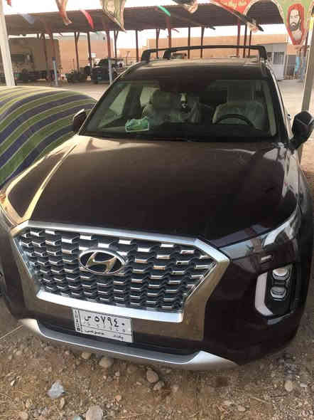 هونداي باليسايد 2022 1/1 لمتد فول مواصفات
رقم بغداد ماشية ٦١ الف كيلو متر
المحرك : 3.8L V6
حادث دعاميه امامية مبدل بنيد +صبغ الجاملغات
بدون لغود او شاصي صور الحادث مرفقة مع الصور ارباك استيرن فقط 
اللون : كرزي
المواصفات : 
فتحتين سقف 
داخل ابيض 
كشنات vip منفصل 
السيارة موجوده بغداد
السعر 245
الاستفسار على الرقم ***********
