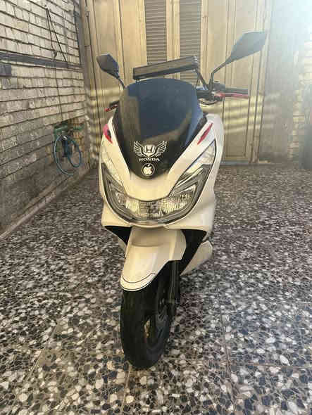 السلام عليكم دراجه بي سي اكس جيل ثاني ياباني ماشيه٢٤ الف دراجه نضيفه مال بيت كامله مكمله ما بيه اي نقص وين ما تريدي وديهه اخذتهه من الرمبه والله مضايق واريد ابيعهه سعرهه ١٨$

***********
