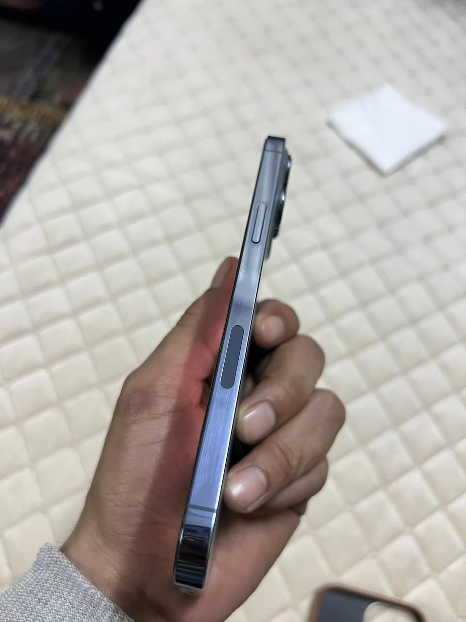 13 برو ماكس
جهاز نظيف بدل بطاريه فقط اصليه قبل شهر سبب البيع فتح باب رزق جديد 
ذاكرة 256 
بطارية 100%
تك سيم 
نموذج M
شراي تعال خاص 
سعرو 700


**إذا كنت صاحب هذا الإعلان وتريد حذفه لأي سبب، رجاءا أرسل رسالة إلى الدعم الفني**