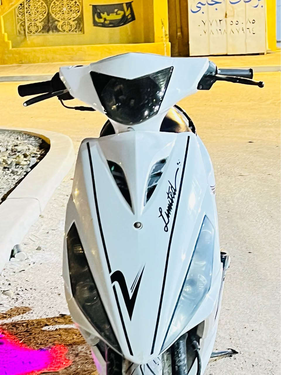 سلام عليكم  ماكس مضلع ياباني داجه كلها بلاد مكينه مامفتوحه كهربا كلها شغاله  السعر ٦٥٠مكاني أبو الخصيب رقمي *********** البصرة, العراق
