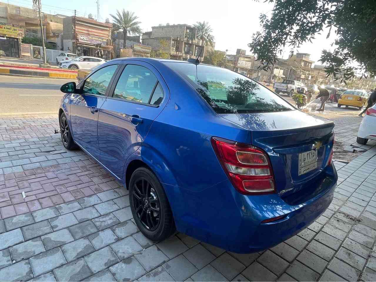 للبيع افيو سونك محرك١٨٠٠ المرغوب كير اوتماتيك رقم بغداد موديل٢٠١٧ وارد أمريكي بيها قطعتين صبغ فقط بدون دواخل مواصفاتها ويل كب سبورت بلادي تحكم ستيرن كروز سرعه صندوق بصمه شاشه بلادي كامره دواره إشاره ترحيب السياره جدا نضيفه وعلى ايدي ادامه كامله مسويلها حته الجيك انجن طافي يعني اي عطل مابيها السعر77  مكانها بغداد متواجد واتس اب هذا رقمي *********** بغداد, العراق
