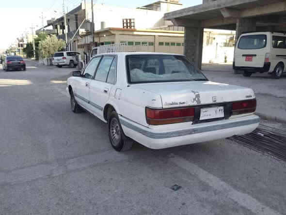 🌹بەناوی خوای گەورە🌹
سیدان مۆدیل 1990 ئاڕمی پلاستیکی سلێمانی 
گێڕو مەکینە ئەڕنەب 3000 vvt 
ناو دەشبول و بەرگە دەرگای زۆر جوان ماوەتەوە لێدراوی نییە پێش و دوای کەپسە
بێ تەقەو ڕەقەیە چرکەی تیا نییە 
شوێن...هەڵەبجەی تازە
نرخ.29 وەرقەو مەجالێکی کەم 
ژ.م...*********** السليمانية
