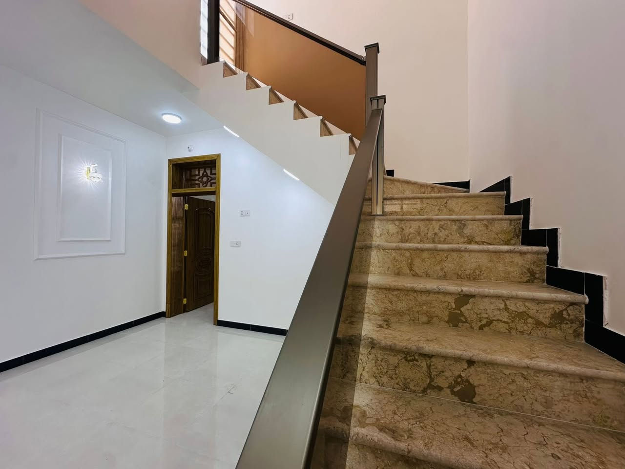 داران  للبيع  مساحة كل دار100م طابق واحد زراعي بناء درجة اولى أرضيات بورسلين خدمات كاملة تبليط صب ماء كهرباء 
كونكريت طابوك نهروان
موقع :دار خلف سكله الكرعاوي 
شارع 15م
سعر :53 
 الدار مشمول في تطويب

اللاستفسار :***********
