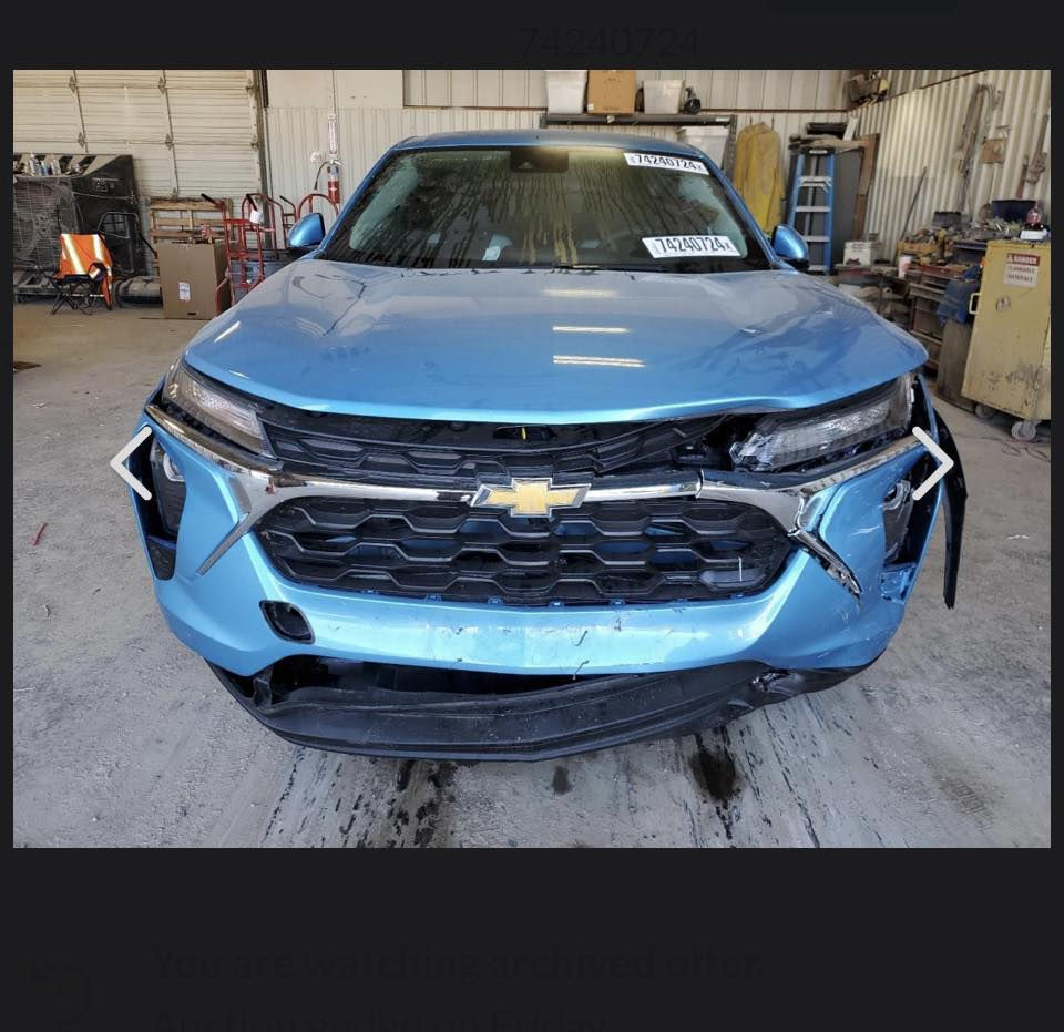 شوفرليت تراكس موديل 25 
فئه LT سياره كامله من كل شي
حادثهه خفيف طخه خفيفه بلاديتر 
*********** 
مكاني بغداد ابو غريب 
مكلف بلنشر اتصل عل رقم
