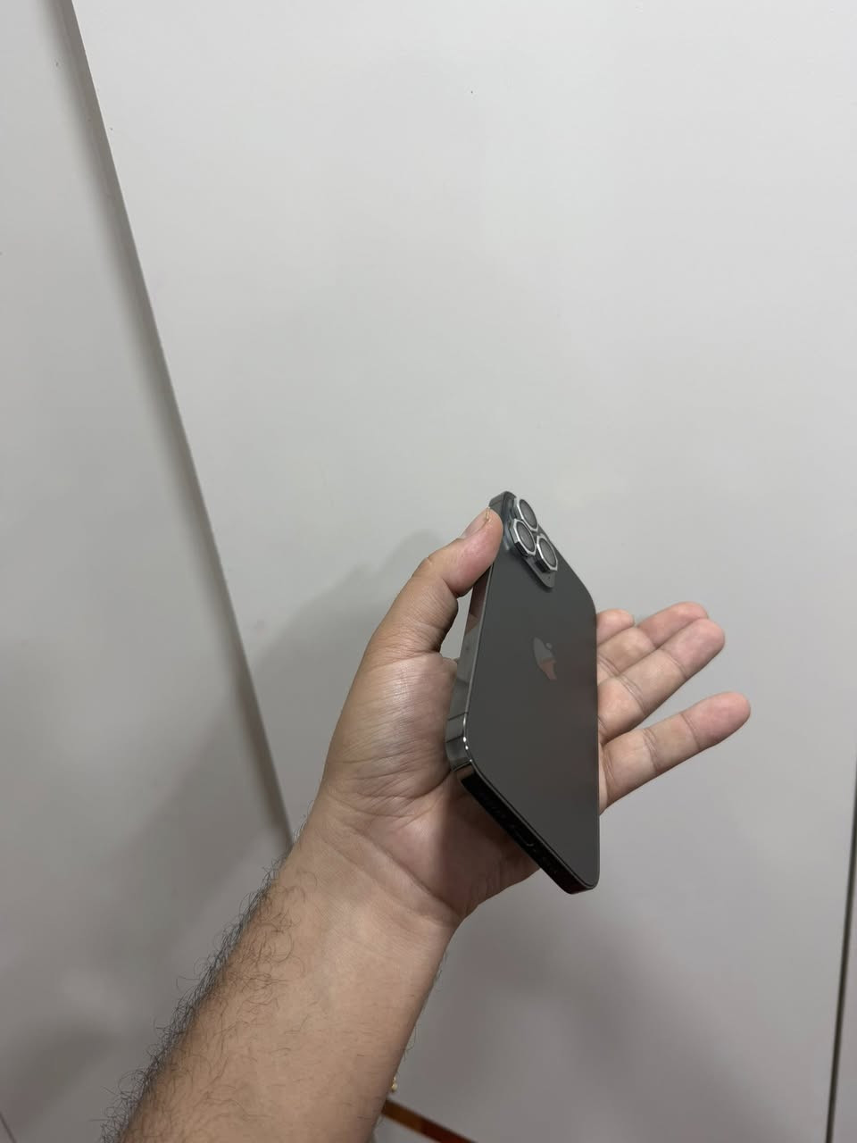 � للبيع – ايفون 13 برو ماكس
✨ الجهاز نظيف جداً 100% استعمال خفيف
💾 الذاكرة: 256GB
🛠️ الشاشة: مستبدلة شاشة أصلية
📱 الجهاز مرتب وما بيه أي مشاكل

💰 السعر: 525الف 

📍 العنوان: بغداد – البياع
📞 رقم الهاتف: ***********
🚚 يوجد توصيل إلى جميع محافظات العراق
