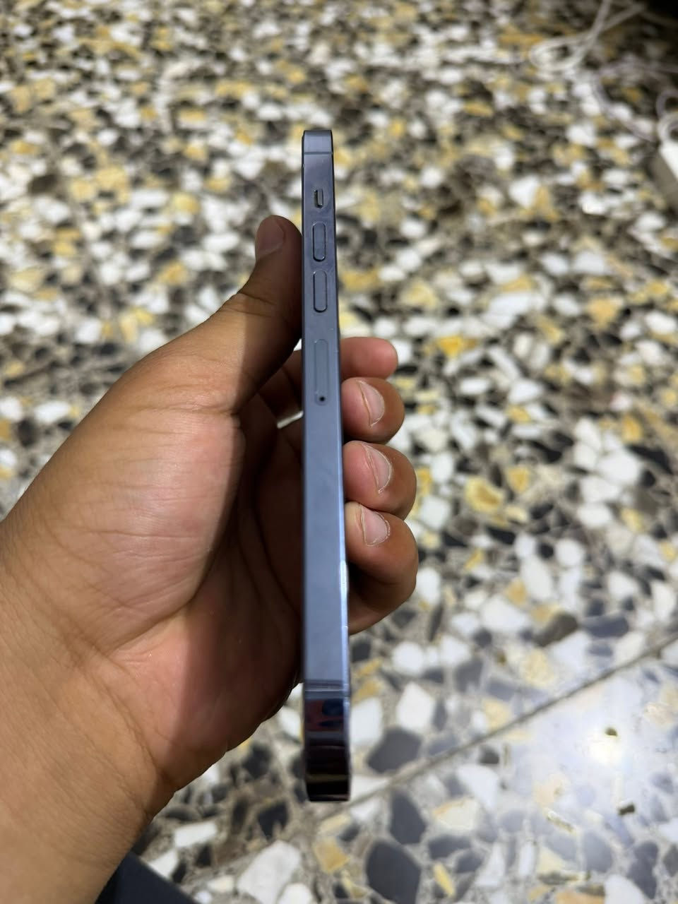 ايفون 13 برو ماكس مبدل بطاريه وكاله فقط تكوين والجهاز بلادي وكلش حلو 256 ذاكره نضافته تخبل كله شغال رايده 550 وبي محال عنوان بياع الشرطه الخامسه الشراي يتصل ***********
