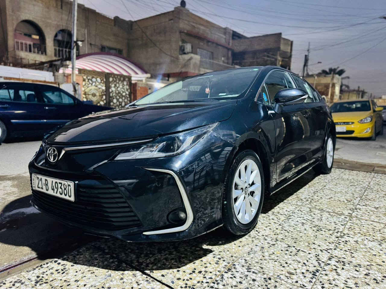 السلام عليكم
كورلا خليجي ساز 2022
فول مواصفات بصمه ترحيب فتحه داخل لونين حساس امامي خلفي
السياره كفاله عامه عده خشم جاملغ السائق بارد فقط 
مكان السياره بغداد حي اور
السعر 165$
للاستفسار اتصال ***********
