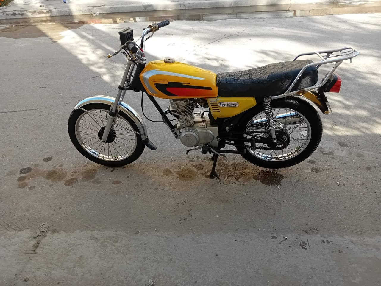 سلام عليكم دراجه ارشه البيع
4كير مديل 2061 نضيفه كلش كهربايات شقاله مامفتوح بيه برقي كلش نضيفه سعر 45 وبيه مجال مكاني بغداد البياع شهداء ***********
