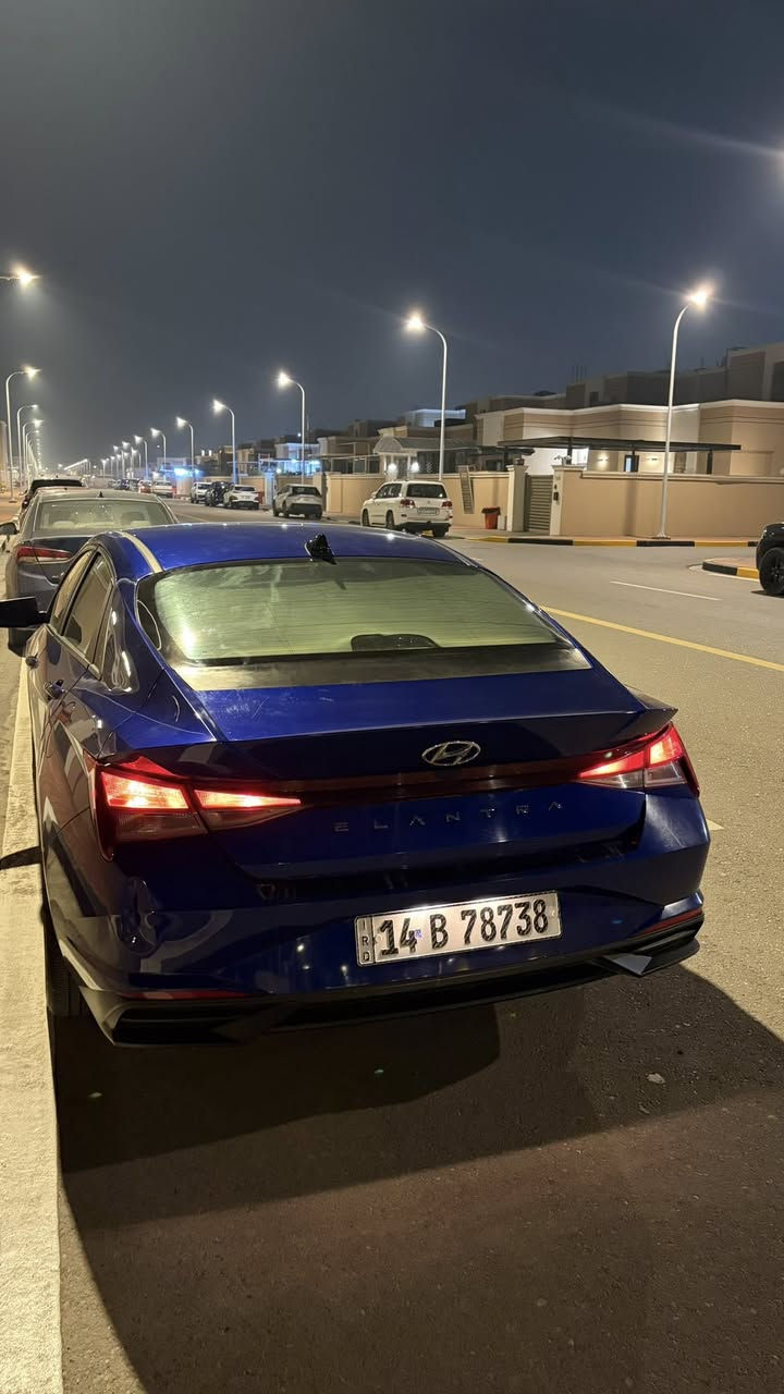 النترا موديل 2022
معوقين رقم بصرة 

فول مواصفات ما عدا الفتحة 

تشغيل عن بعد 

ابواب دخول ذكي 

نظام ترحيب عند الاقتراب 

صندوق يفتح عند الاقتراب 

تحديد مسار 

نظام الحفاظ على المسار 

مثبت سرعة 

رادار امامي 

حساس الوقوف الذاتي 

كير السيارة  ( اي تي ) مو  سي ڤي تي 

السيارة كلش مرتبة 

ماشية 104 الف كيلو 

الضرر فقط الجاملغ الامامي جهة الراكب 

السعر 150 مكاني البصرة مدينة النرجس السكنية 

***********
