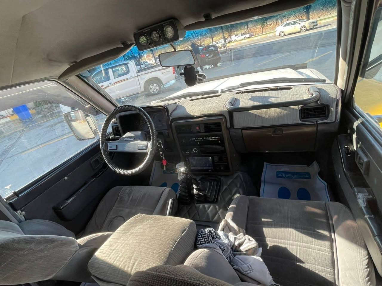 نيسان باترول ١٩٩١ ارمي بلا ستيك سليماني خرامه به شه رت كيرو مه كينه ي بيلاد جوار تايه لوك ته بريت سارد و كه رم بي ته قه و ره قه  ده بل اكسل به شه رت جركه و كه لايه ك ببره سه ياره كه مالي دوسته سعري٥٦ كه ميك معامه له *********** السليمانية, العراق
