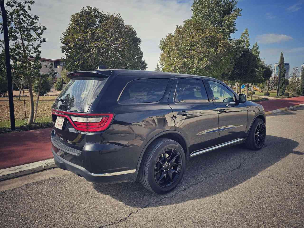 🚗🔥 دودج Durango دورانكو 2025 🔥🚗
🟢 الموديل: 2025
🟢 المحرك: 6 سلندر – 3.6 لتر
🟢 المسافة المقطوعة: فقط 2800 ميل

✨ المواصفات:
🔵 يدعم Android Auto & Apple CarPlay 🔵كاميرا خلفية
🔵 باب بصمة (Keyless Entry)
🔵 حساسات
🔵 مرايا هيتر
🔵 نظام النقطة العمياء
🌱 نظام Eco لتوفير الوقود
🔑 مفتاحين (دبل سويج)
🔵 باب الصندوق كهربائي (صندوق شفط)
📍 مكان السيارة: أربيل
🪪 تترقم شمالي (بشرط)
🔧 ملاحظة: السيارة صارلها حادث خلفي ومصلحينها بالكامل
💰 أرخص سعر بالسوق
✨ السيارة بحالة جديدة جداً
📞 للتواصل:📱 ***********
💬 واتساب متوفر
