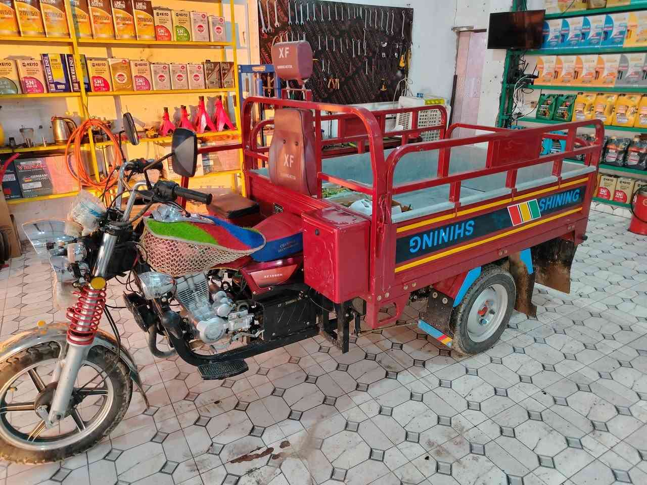 السلام عليكم ستوته للبيع موديل 23 مرقمه لوحات كامله المكان الرمادي السعر3350 والشراي يتصل ***********
