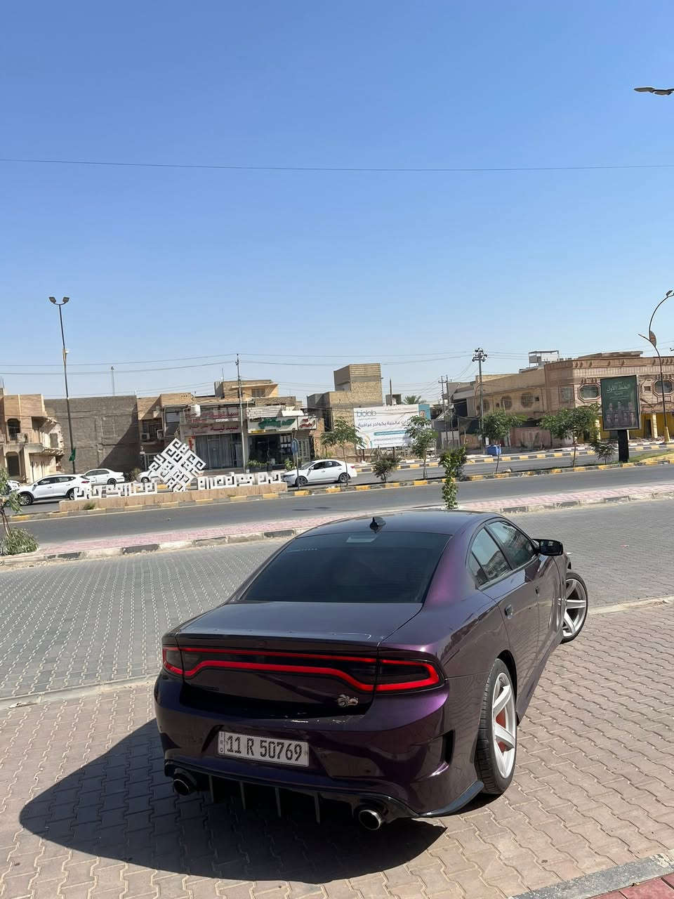 جارجر دايتونه موديل 2021
سياره جديده وجاهزه 
مواصفات لدايتونه معروفه 
كشنات تبريد تدفئه
كشنات خزن 
فجوج برمبو
سوبر تراك باك

لضافات 
شوته
دبات ht
بلكات ريسنك
فيت بم ريسنك 
برمجه كامله 
ولف حماوه ريسنك
هدرز شورت
لد متغير وعدسه عين شيطان

حادث طخه جاملغ وبابين كلير أمريكه

السعر225 وبيه مجال مكاني نجف ***********
