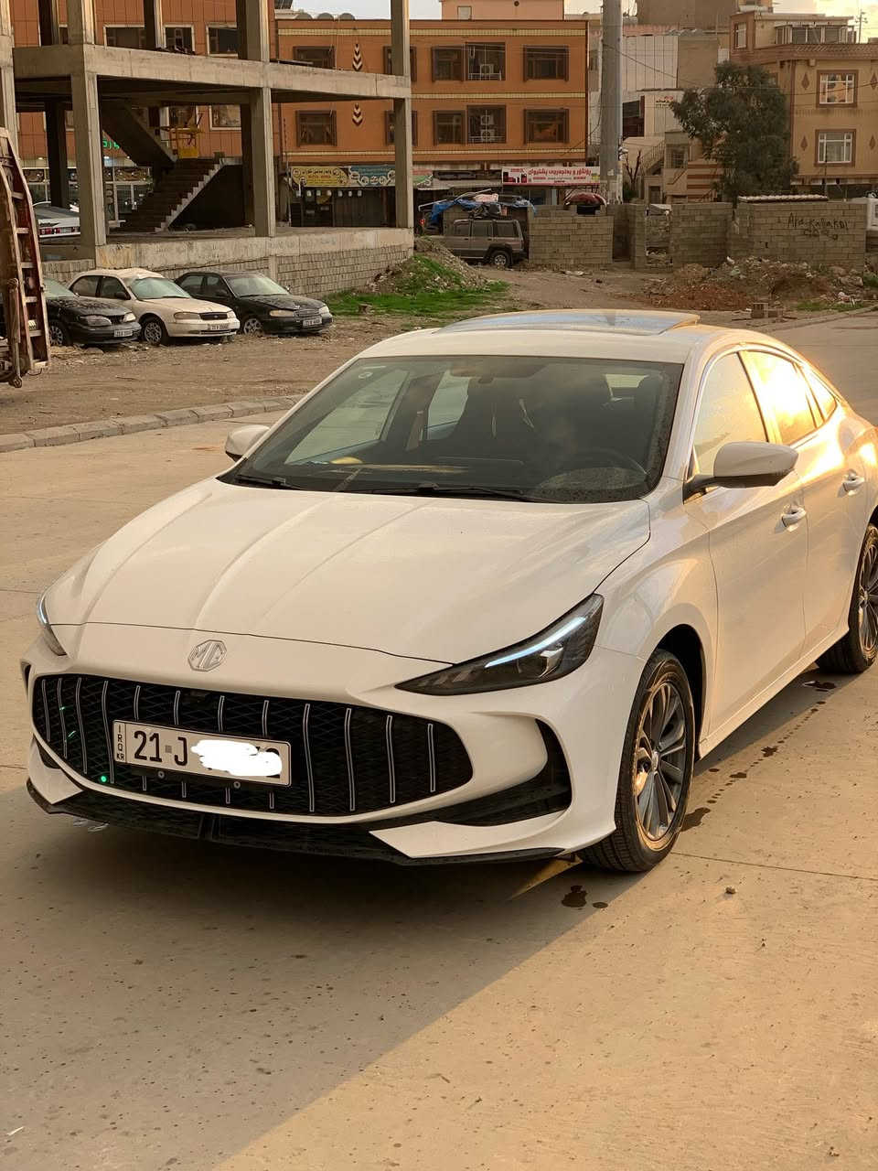 Mg gt 2025
سه‌یاره‌كه‌ ٦٠٠٠ ڕۆشتووه‌
هیچی پێوه‌نییه‌ 
شاشه‌ ئه‌كتیف 
تازه‌ ڕۆنی مه‌كینه‌ی گۆراوه
١٢٤‌ 
***********
