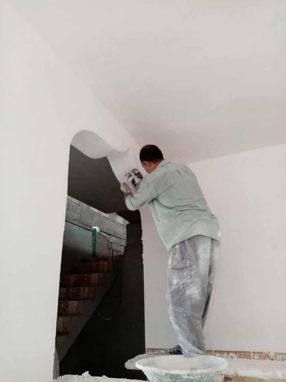 السلام عليكم يوجد كادر لباخين  جص وسمنت شرط مسطرة وحسب طلب ابو البيت وشغل يرضي الله قبل ارضاء الناس نحن حاليا متواجدين في الموصل *********** هم بي واتساب وعندي خط زين
