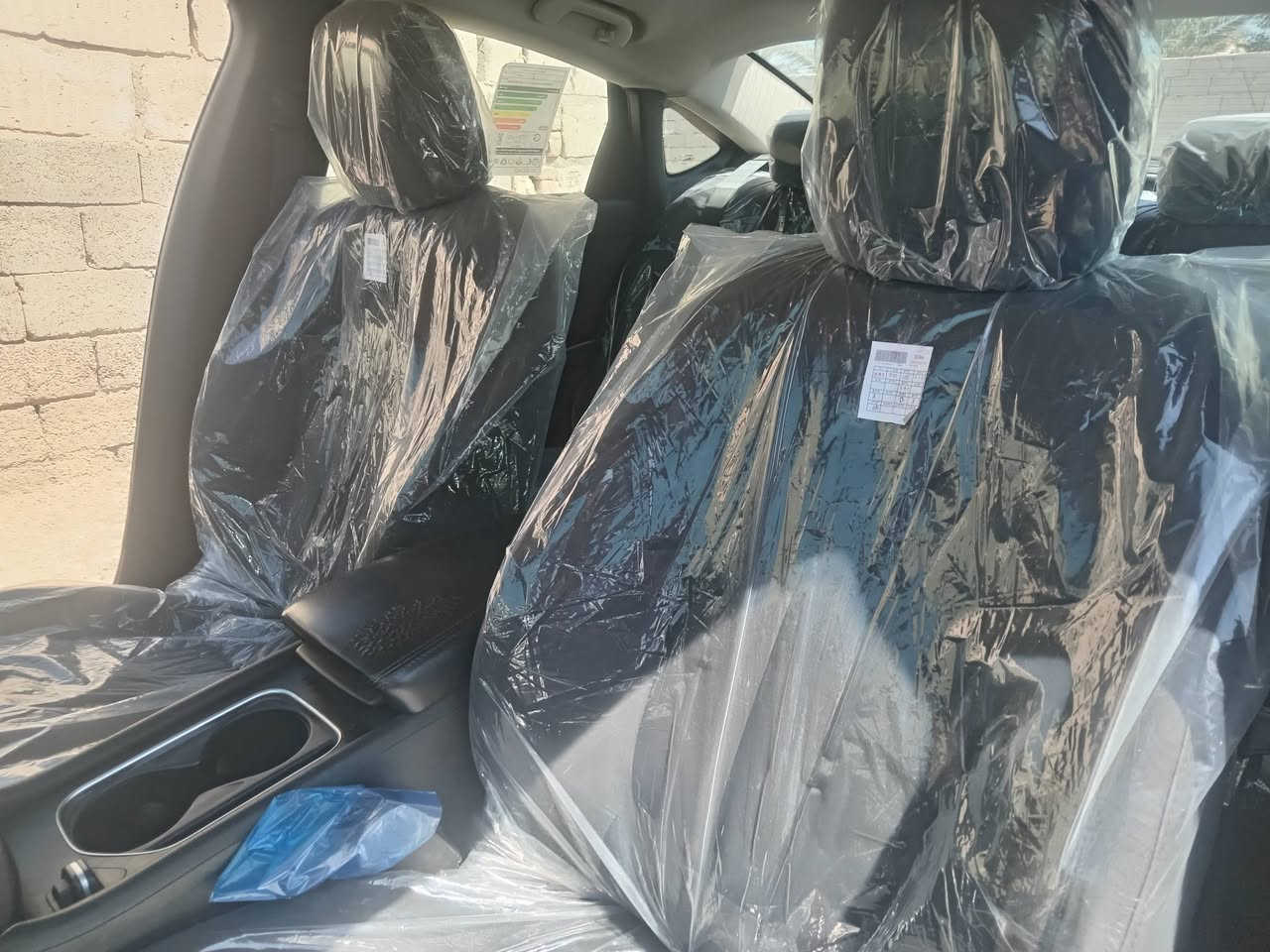 السلام عليكم مرخصت مدير الكروب سي 200 موديل 15 السياره مكفوله من التبديل والصبغ والظربه والفتح مواصفات عاديه مكينه بيه ضعف السياره حلوه وحلى من الصور رقمي *********** استفسار تصل سعره 90 وبيه مجال مراوس ماروس بس بيع
