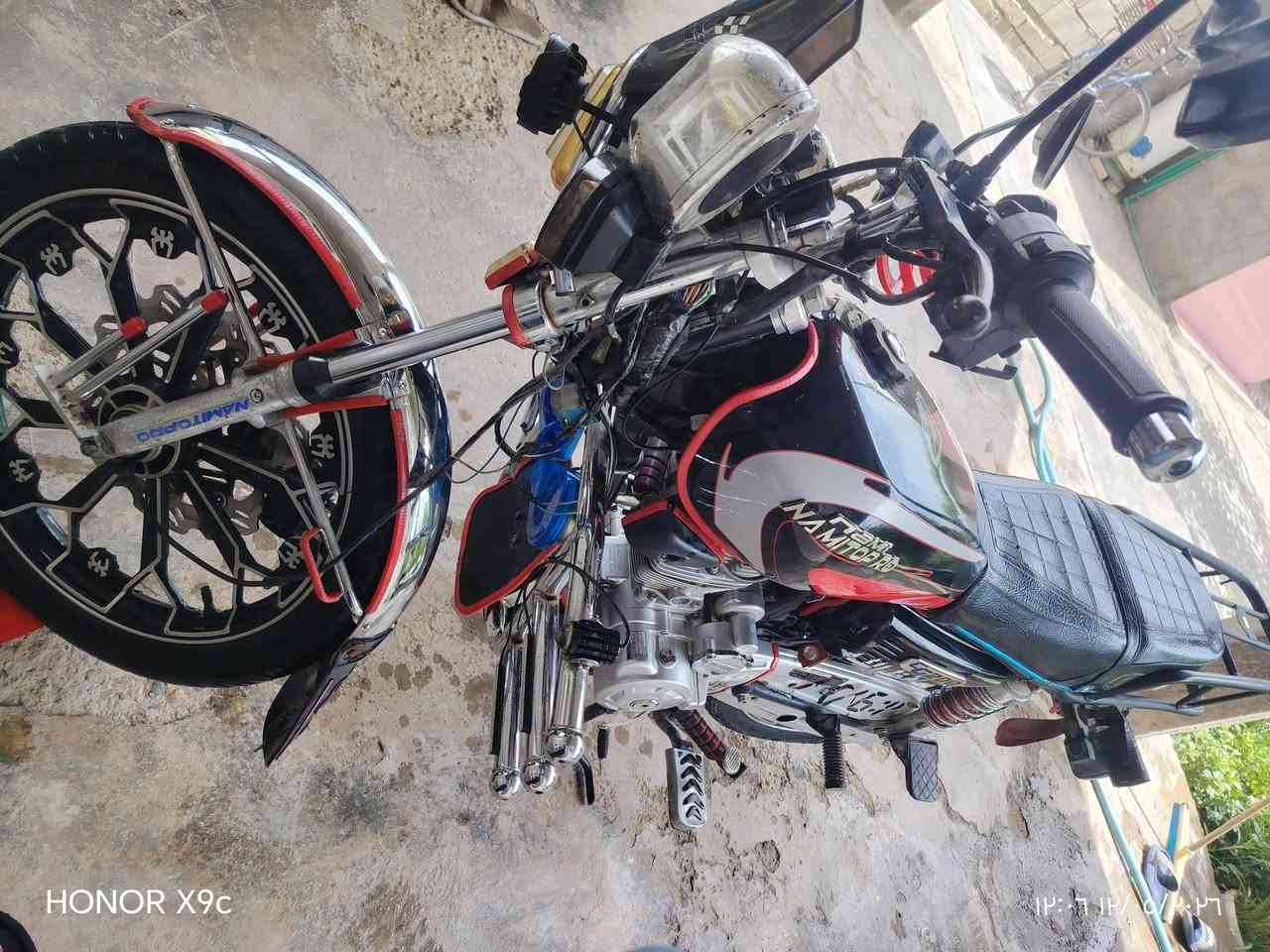 بســم لله ماشـاء اللّـہ دراجه صـفر للبيع2024 مـحـرك 200
*********** 
المو شراي لايتصل اصلاً
تخم تاير جديد مال دايوان قبل شهر شديته
محسن نامه برو ماطور دراجـه خير م̷ـــِْن اللّـہ  بس اشوي ضروف ومستعجل عل بيع + اي نقص مابيهه كلهاا   شاشه بلاد كهربائيات شرط   +  فول نشط شلعه وسرـعة لون اسود موشم  2024لــســعــر 750وبي مجال قليل حگ جيتك بس موجود
