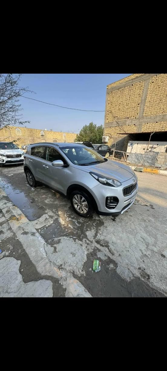 كيا سبورتاج موديل 2018 حره رقم ذي قار رقم انكليزي  الجديد مواصفات فووول للأخير مكفوله كفاله عامه وحادثها بس دعاميه السعر 145 وبيها مجال مكانها ناصريه للاستفسار ***********
