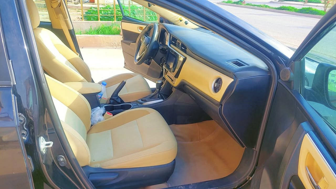 كورلا للبيع 2017 _Le
سعر 117
***********
قطعتين صبغ 
 بدون دواخل
 بدون ايرباك
 ماشيه 128 
رقم اربيل
تريد تحويل او وكاله
السياره جديده وجاهزه
السونر مرفق مع الصور
مكان سيارة ديالى خانقين
