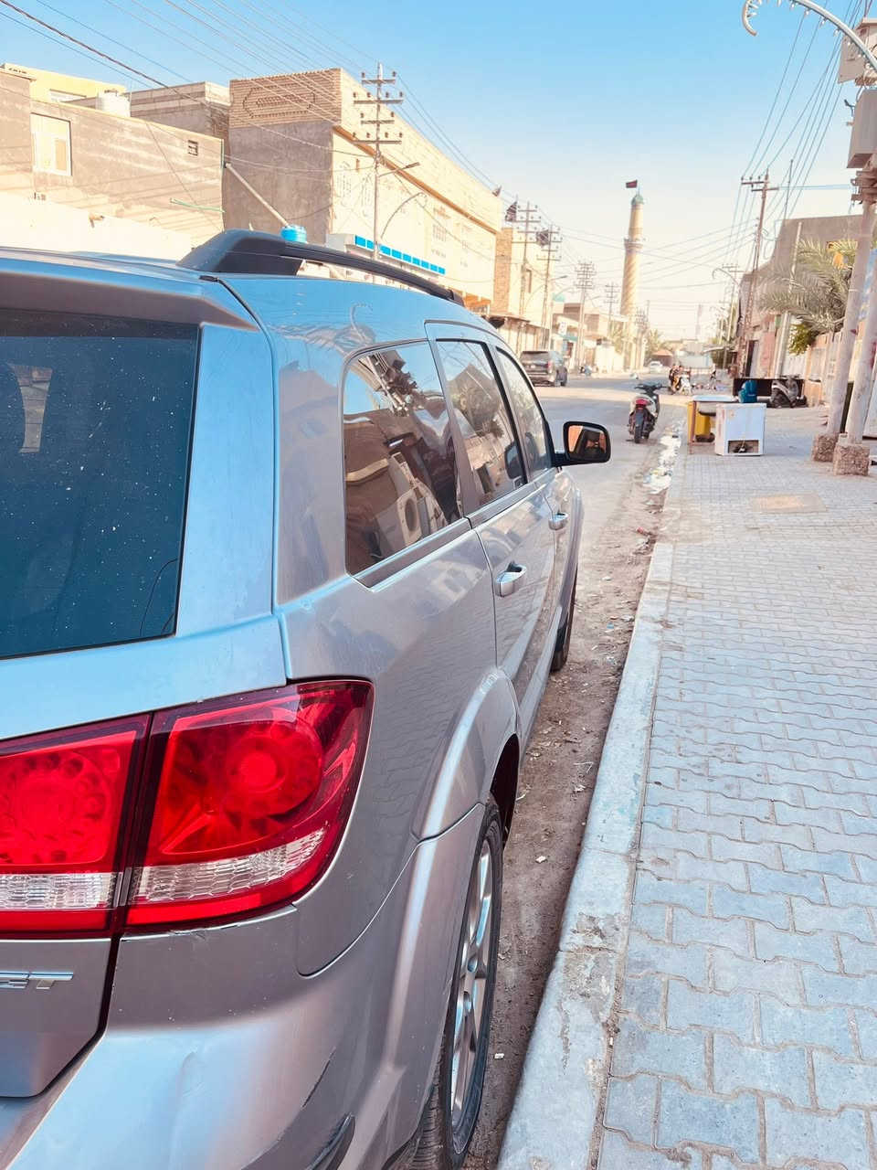 للبيع فقط
دوج جورني موديل 2019 SXT محرك V6 3600
كير ومحرك مكفولات
الموصفات 
. 3 قطع تدفئة و تبريد مركزي مناخين منفصلين 
. نظام مانع انزلاق 
. كروس سرعة 
. دفع ثنائي 
. 7 راكب 
. تحكم مقود 
. داخل جلد  
. هيتر في المري الجانبية 
. بصمة تشغيل 
. بصمات دخول ابواب 
. رسالة ترحيب دوج 
. منفذ شحن USB 
. منفذ AUX
. كشن السايق كهرباء 
. 3 مخازن سريه 
صدر جديد امامي خلفي 
تخم تاير كله جديد 
سياره ما تحط عليه دينار 
سياره مال جناي يعني مال بيت اني جانيها 

السياره رقم دي قار  سنوية 2030 بأسمي تحويل ثاني يوم 
 رقم الشاصي مع الصور ايضاً وتكدر تتأكد بنفسك من الضرر 
السعر 170وبيه مجال بسيط حك الجيه 
مكان السيارة البصره المدينه 
للتواصل او الاتصال على الارقام ***********
0
