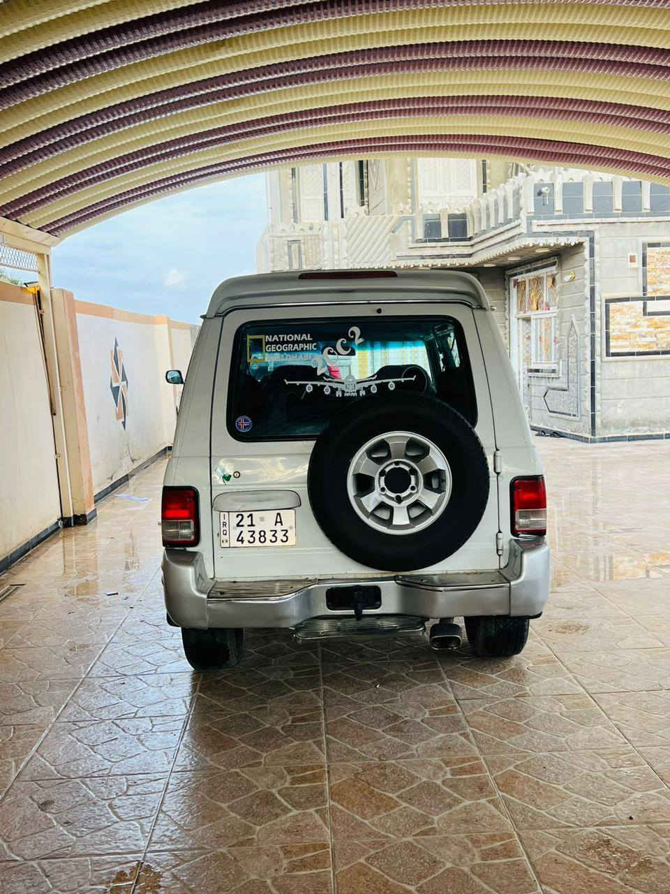 السلام عليكم للبيع هونداي كالوبر موديل 2002 رقم سليمانيه الانكليزي سنويه ل27 تحويل ثاني يوم محرك بانزين كير عادي كير ومحرك كفاله صبغ جامرلغ خلفي فقط تخم تاير جديد كهربائيات كامله مسويله ادامه كامله بلكات نوزلات فيت بم سياره كامله ربع ماتصرف عليها 
السعر 69وبيها مجال 
هـ***********
العنوان ديالى
