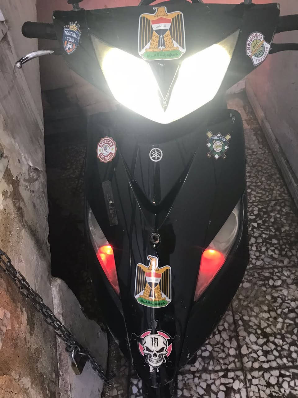 سلام عليكم
دراجه ثعلب نضيفه لا مفتوحة ولا مجفته
نقص دراجه گج مال سرعه ميشتغل والكلوبات مال اشاير يشكلن 
بيع ومراوس مكاني بغداد السعر ٣٧٥ 
الرقم خاص ***********
