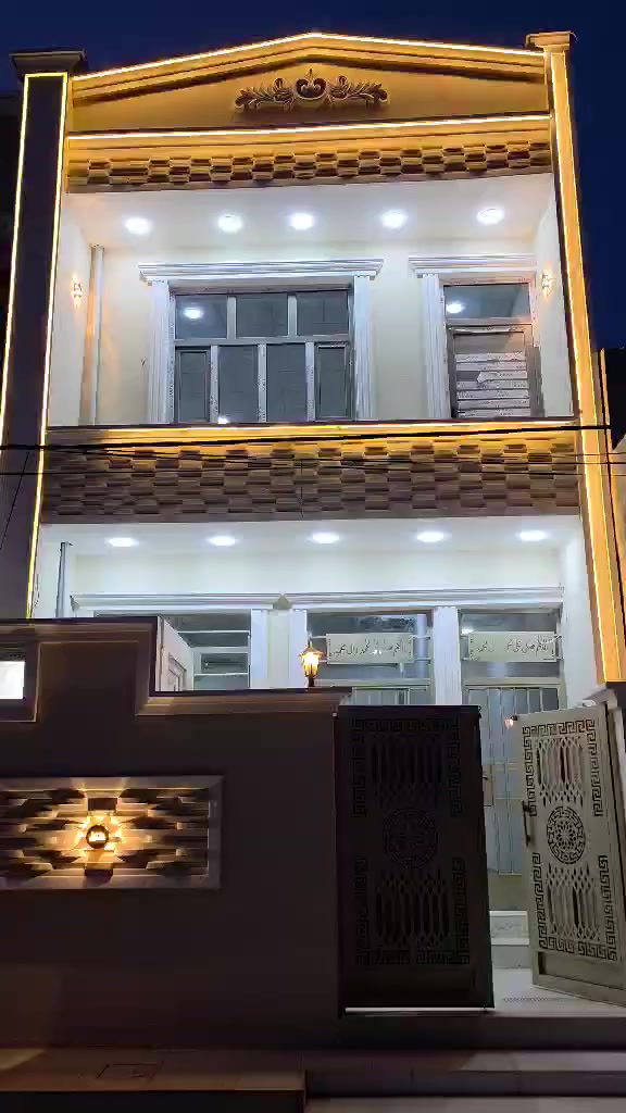 بيت 100 متر طابقين 3 غرف نوم طابو زراعي للبيع بناء حديث غير مسكون خدمات كاملة ماء وكهرباء ومجاري وتبليط الموقع زراعي حولي التحرير خلف المجمع الجديد ادريم ستي السعر 85 بي مجال غير متواجد على الفيس ***********
