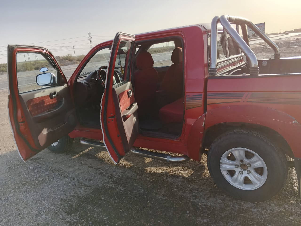 للبيع سكاي موديل 2013 رقم ذي قار مشروع وطني مداور ثاني يوم سياره جاهزه كير ومكينه وحداديه شرط وتخم تاير كهربائيات كله شغاله مكاني الناصريه السعر 50 وبيه مجال 
***********
