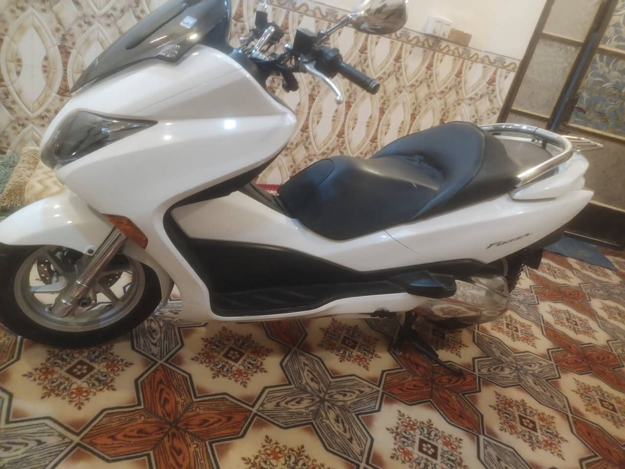 فورزه صفر 10 جديد حييل مال حاويه فول موصفات جاهزة من كل النواحي الدرجه جديد معنه مال رنبه ماعوزه الف حيل جديد احلى من الصور السعر 13ونص الاتصال علا ***********  منفيسل كامل
