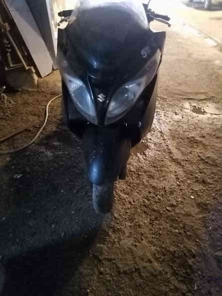 سلامو عليكم دراجه سكاي ولف البيع الدراجه وراقه كامله ومكمركه امن المرور مابيه اي شي نقص عده الدسكات خلصانه مكينه مامفتوحه مكان الدراجه بغداد الحريه رايديه بتسعميه وخمسين ذا كو مراوس بدراجه زغر بس همشي الفرق التصال عل وساب ***********
