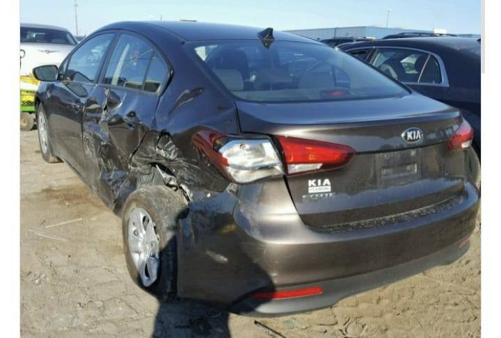 كيا فورتي موديل ٢٠١٧ محرك ٢٠٠٠ دووش رقم أربيل تحويل مباشر فوول تحكمات نظام تقليل صرف وقود بلوتوث حاكيه حادثه جاملغ خلفي وباب بدون دواخل بدون ايرباك محرك كير صدر تبريد جاهز السياره بدون ايرباك السعر 104  صور الحادث مرفقه بالمنشور.  للاتصال / *********** بغداد, العراق
