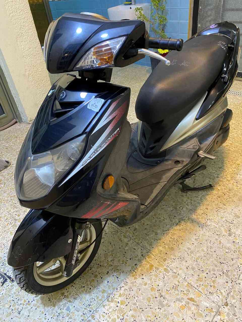 السلام عليكم ورحمه الله وبركاته دراجه سكنس للبيع نازل مكاني بغداد مدينه الصدر الاتصال على الرقم  ***********
