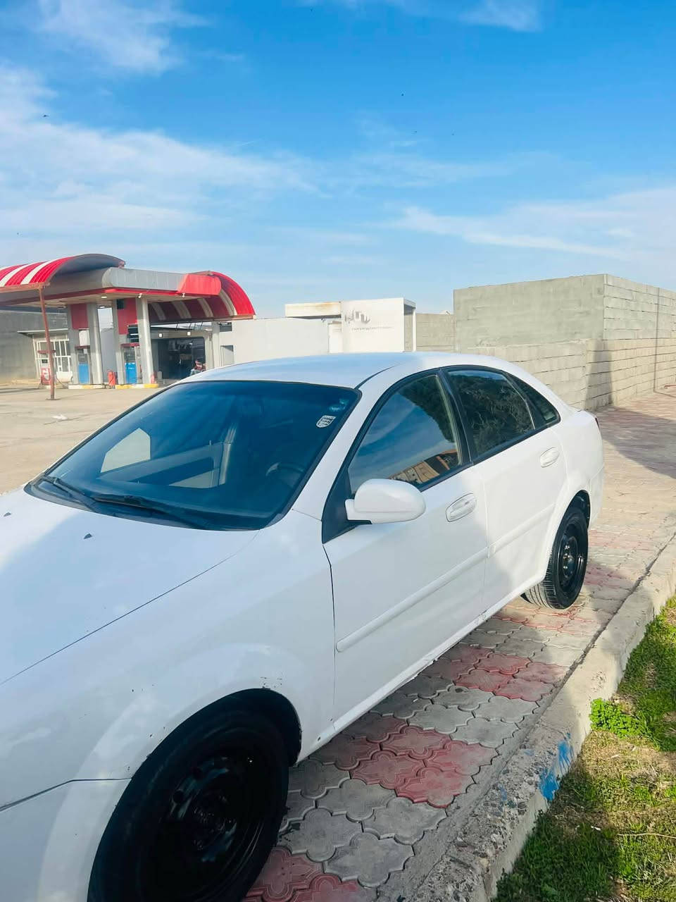 ئؤبترا
موديل ٢٠١١
گير تؤماتيك
سه نه وه ي  ئه م سال  به رجوو
گير مكينه
به شه  ره ت
به س  بؤنيت بؤياغ
خرام له سه ر ٤ گه لا
شوين هه ولير 
***********
سحريش ٨٣
كه لا  مه جاليك براين كويسينجاك, أربيل
