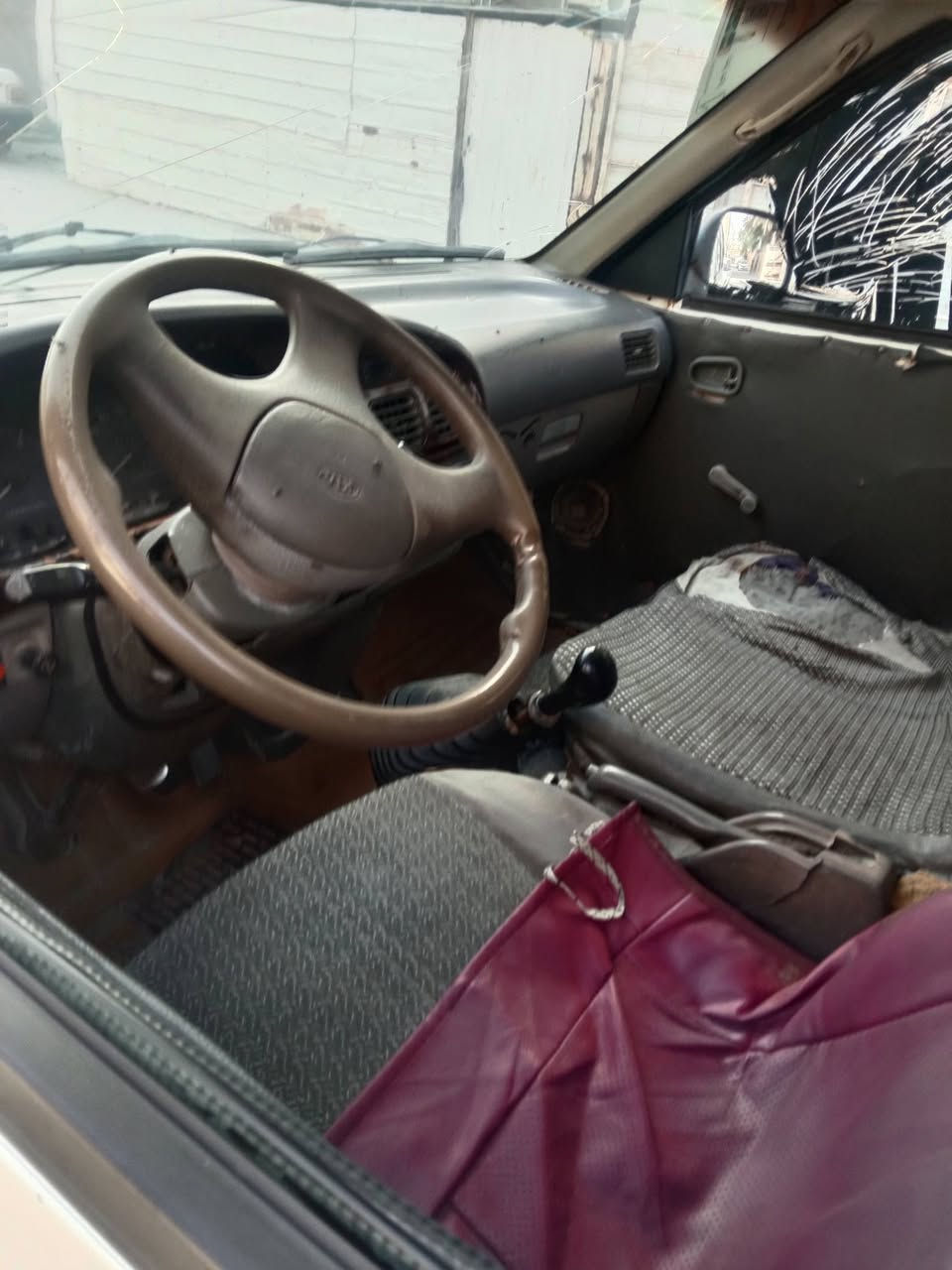 بريجو للبيع 97
نجف حي الانصار 
***********
