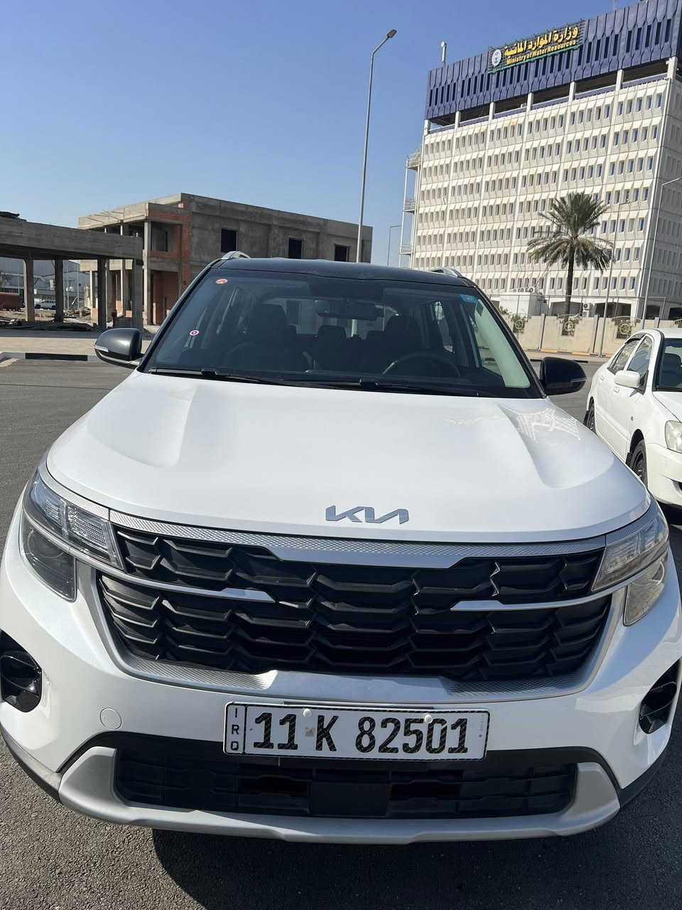 سلام عليكم سيلتوز موديل 26 ماشيه 7 الف وشويه فول مواصفات توكلر خليجيه اجت بلاد شاشات عربي وابل كار بلي تايراته نكسن ياباني بيه شخط كد شبر بلباب الخلفي وصلحه وصورته قبل التصليح رقم بغداد باسمي ومكانه ب الاسكان رايده ب 178 ومجال قليل ***********
