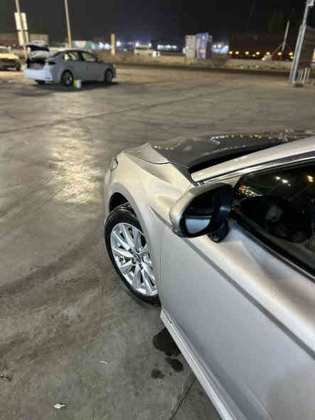 كامري ساز 2020 بانزين فقط فول موصفات 
فتحة 
شاحن واير لس
بصمة
تحكمات 
زنون
برده خلفية
مانع انزلاق
هاند بريك دكمة 
تشغيل عن بعد
اشاير بل مري
اغراض شركة كلها كاملة
180 وبيه مجال بسيط
رقم بغداد باسمي 
4 قطع صبغ وشبر بل بنيد اثر ظخه 
عل ايد واحد من شركة
ماشيه 111 الف
*********** بغداد
