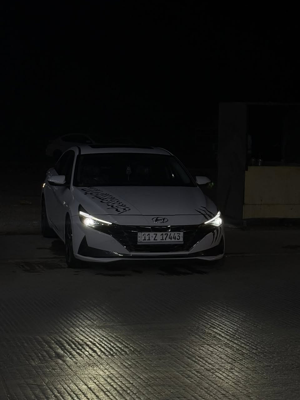 السلام عليكم النتره 2023هايبرد للبيع السياره فول للاخير 1/1وارد امريكي حادثهه بنيد فقط بي بارد الباقي كفاله 
المواصفات
كشنات جلد +خزن ميموري+كهرباء
تدفئه +تبريد بلكشنات 
فتحه سلايد 
لد بلدشبول 
سستم سماعات بوس
شاشه كبيره متصل ابل كار بلي 
لايت 3عدسات +لد نهاري 
بك لايت لد 
هاندبريك كهربائي 
اوتو هول 
رادارات 360درجه 
نقط عميه 
حساسات 
جنطه ذكيه تفتح عند الاقتراب 
وبيهه هواي مواصفات بعد 
السياره فووول للاخير وبلحقيقه هواي احله من الصور 
سعرهه 160وبيهه شويه مجال 
موبايل***********
