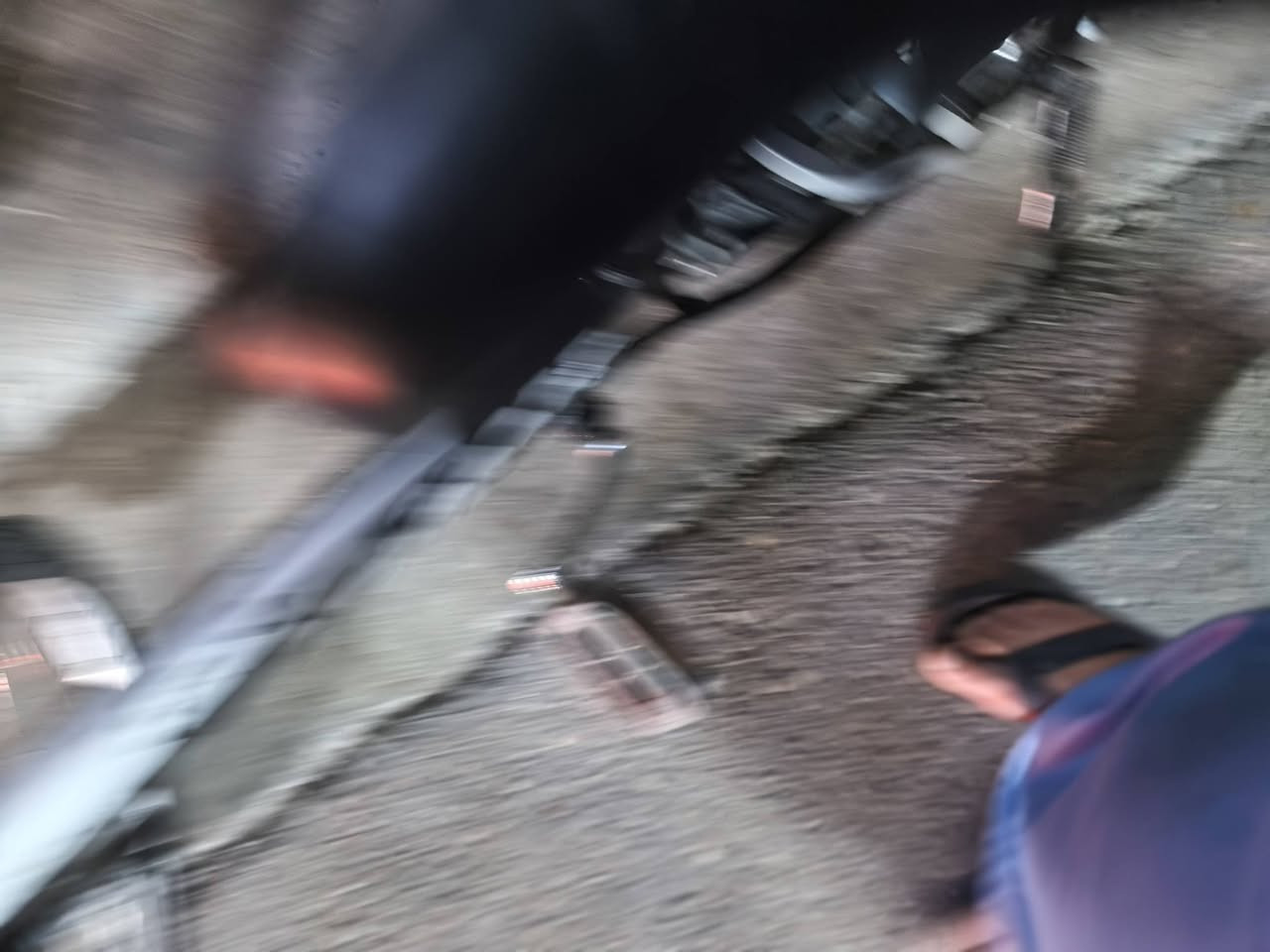 ياباني حجم ٢٢ 
سعر ١٠٠
***********
