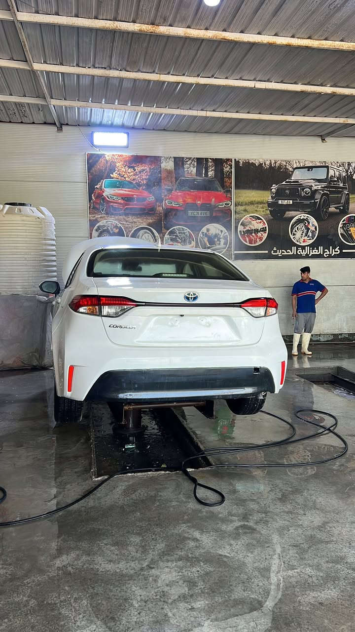 السلام عليكم للبيع كورلا موديل 2024  وارد أمريكي هايبرد السياره خير من الله/ حادثها من امريكا بس جاملغ وربع البنيد السياره كلش هلوه والمزيد من التفاصيل اتصل وتدلل/ رقم الهاتف  ***********  مكاني بغداد الغزالية والسياره اباسمي

