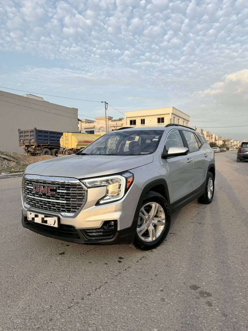 🚘 GMC Terrain 2022 بۆ فرۆشتن (SLE)
​زانیارییە سەرەکییەکان:

سعر: 16500$
ڕقم شانصی: 3GRALTEV4NL 264886

​جۆری ئۆتۆمبێل: جی ئێم سی تێران (GMC Terrain)
​مۆدێل: 2022
​ڕەنگ: ڕەساسی
​بڕینی ڕێگا (ماشە): 93 هەزار کم
​قەبارەی بزوێنەر: 1.5L Turbo (4 پستۆن)
​سیستەمی لێخوڕین: فۆڕوێڵ (AWD)
​تایبەتمەندییەکان (Specifications):
​بەسمە: (بەسمەی ئیشپێکردن، بەسمەی دەرگا، لایت بەسمە)
​شاشە: شاشەی گەورەی ئەلیکترۆنی + شاشەی دشبۆڵ دیجیتاڵ.
​سیستەمی دەنگ: سیتەمی سماعاتی BOSE (ناوازە).
​ڕادار: ڕاداری پێشەوە و سیستەمی دیاریکردنی ئاراستەی ڕێگا (تحديد مسار).
​کوشنەکان: کوشنی سایەق کارەبایی + هیتر (گەرمکەرەوە).
​سیستەمی کارەبایی: هاندبرێک بەسمە، ئۆتۆ هۆڵد (Auto Hold)، ئۆتۆ ستارت و ستۆپ.
​بارگاوی کردن: شەحنی بێتەل (Wireless Charger).
​کامێرا: کامێرای دواوەی روون و باکوالیتی.
​لایت و ڕووناکی: لایت و پلاجکتۆر و بکڵایتەکان هەمووی LED و زینۆنی بێلادی.
​تایبەتمەندی تر: ئیشپێکردن لەدوورەوە (Remote Start)، تەبرید مەرکەزی و لەمس، تەحەکوم سوکان.
​تێبینی دەربارەی باری ئۆتۆمبێلەکە (Body):
​ئۆتۆمبێلەکە ٣ پارچە شوێنی لێدراوی هەیە (بۆنێت، چاملغ، دەرگای تەنیشت سایەق).
​خاڵی گرنگ: دەرگا و چاملغەکە گۆڕدراون بە پارچەی شەریکە (بێلادی)، واتە بەرزترین کوالێتییان هەیە و بێ کێشەن.
​بۆ زانیاری زیاتر و پەیوەندیکردن:
دەتوانن پەیوەندی بکەن بەم ژمارەیەی خوارەوە (یان لە ڕێگەی واتسئاپ و ڤایبەر):
☎️ ***********

///////////////////////////////////////

𝐆𝐌𝐂 𝐓𝐄𝐑𝐑𝐀𝐈𝐀-𝐃𝐄𝐍𝐀𝐋𝐈 2024                              

جي ام سي تيران  موديل : 2022

اللوان : رصاصي

عداد المسافة : 93 الف

حجم المحرك : 1.5L TURBO (4،سلندر)

ملاحظة السيارة : الباب و الچاملخ و بۆنیت(الباب وچاملغ موبدل شريكه)

المصفات : SLE
 
 مواصفات 
شـــاشـــة الكتـــرونـــي 
بصمة تشغيل
ابواب بصمة
تشغيل عن بعد (𝐑𝐄𝐌𝐎𝐓𝐄 𝐒𝐓𝐀𝐑𝐓)
شحن وايـــر لـــيس 
شاشة دشبول ديجيتال
سستم سماعات (𝐁𝐎𝐒𝐄)
كاميرة خلفي
هاند بريك بصمة
اوتو هولد (𝐀𝐔𝐓𝐎 𝐇𝐎𝐋𝐃)
اوتو ستارت (𝐀𝐔𝐓𝐎 𝐒𝐓𝐀𝐑𝐃)
اوتو ستوب (𝐀𝐔𝐓𝐎 𝐒𝐓𝐎𝐏)
رادار امامي (تحديد مسار) 
كشن سیاسق كهربائي 
كشنات هيتر
تحكمات استيرن 
تبريد لمس
تبريد مركزي 
فورويل (𝐀𝐖𝐃)
لايتات 𝐋𝐄𝐃 ليد عدسة زينون بيلادي
بيلاجكتور 𝐋𝐄𝐃 ليد بيلادي
بكلايتات 𝐋𝐄𝐃 ليد بيلادی

وبعد هواية مواصفات …

‏ ‎تفاصيل اكثر الاتصال علی ارقام التاليه 

‏ WhatsApp - Vibir

☎️*********** أربيل, العراق
