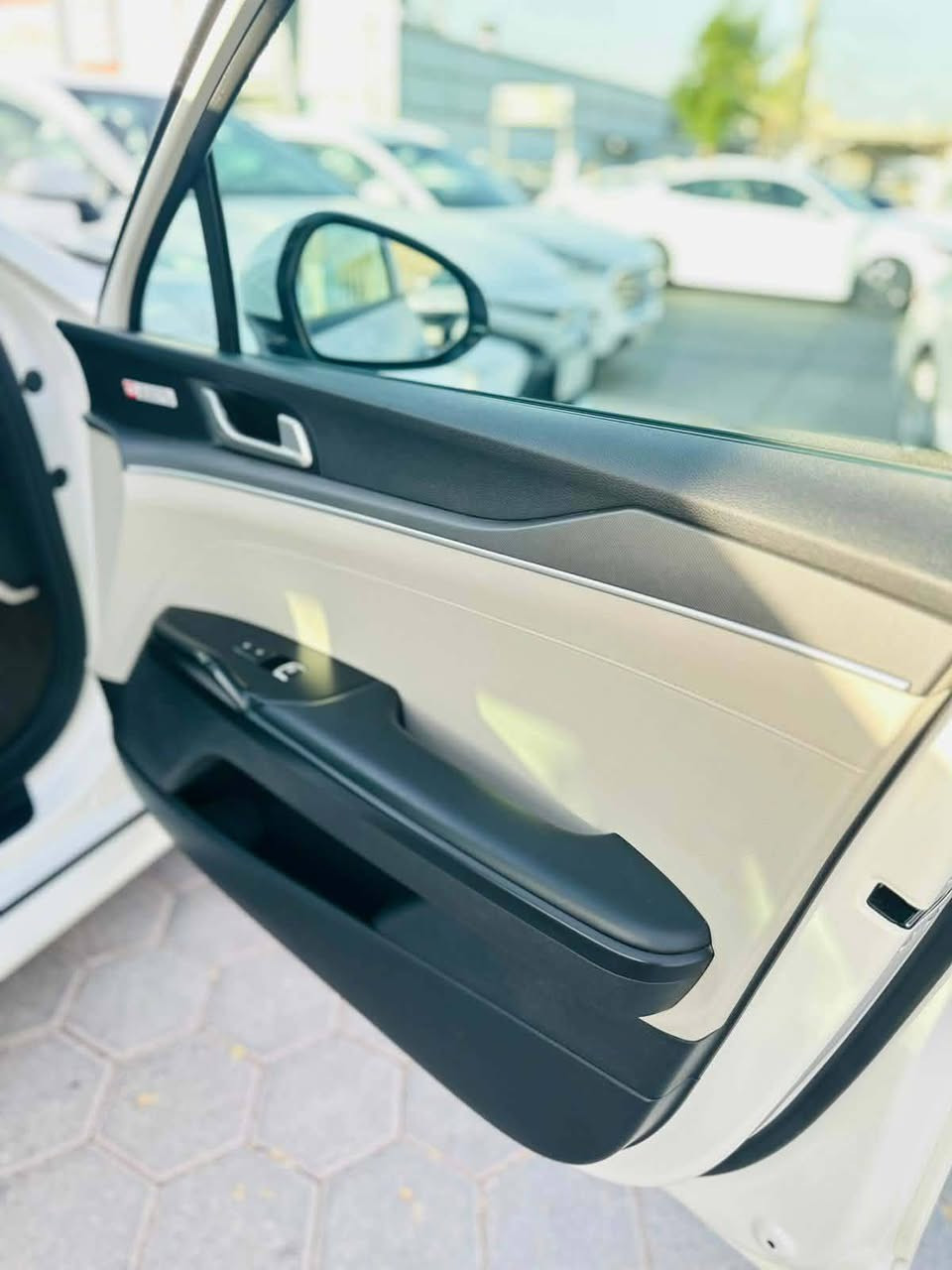 السلام عليكم
كي فايف 🇰​5    2023للبيع فول عده البنوراما مكفوله 
رقم بغداد انكليزي سنويه جديده ابره ماناقصها ماشي 92  داخل كريمي مكانها الانبار مقابيل الشيخ مسعود رقم الهاتف ***********
