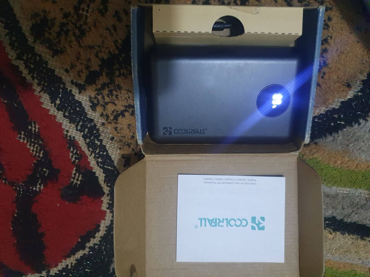 باور بنك ( شاحن طوارئ) ماركة
فول ومكفول 
حجم صغير 
20000 ملي امبير حقيقي
22.5 واط  كيبل شحن سريع
السعر 25000 مع التوصيل


**إذا كنت صاحب هذا الإعلان وتريد حذفه لأي سبب، رجاءا أرسل رسالة إلى الدعم الفني**