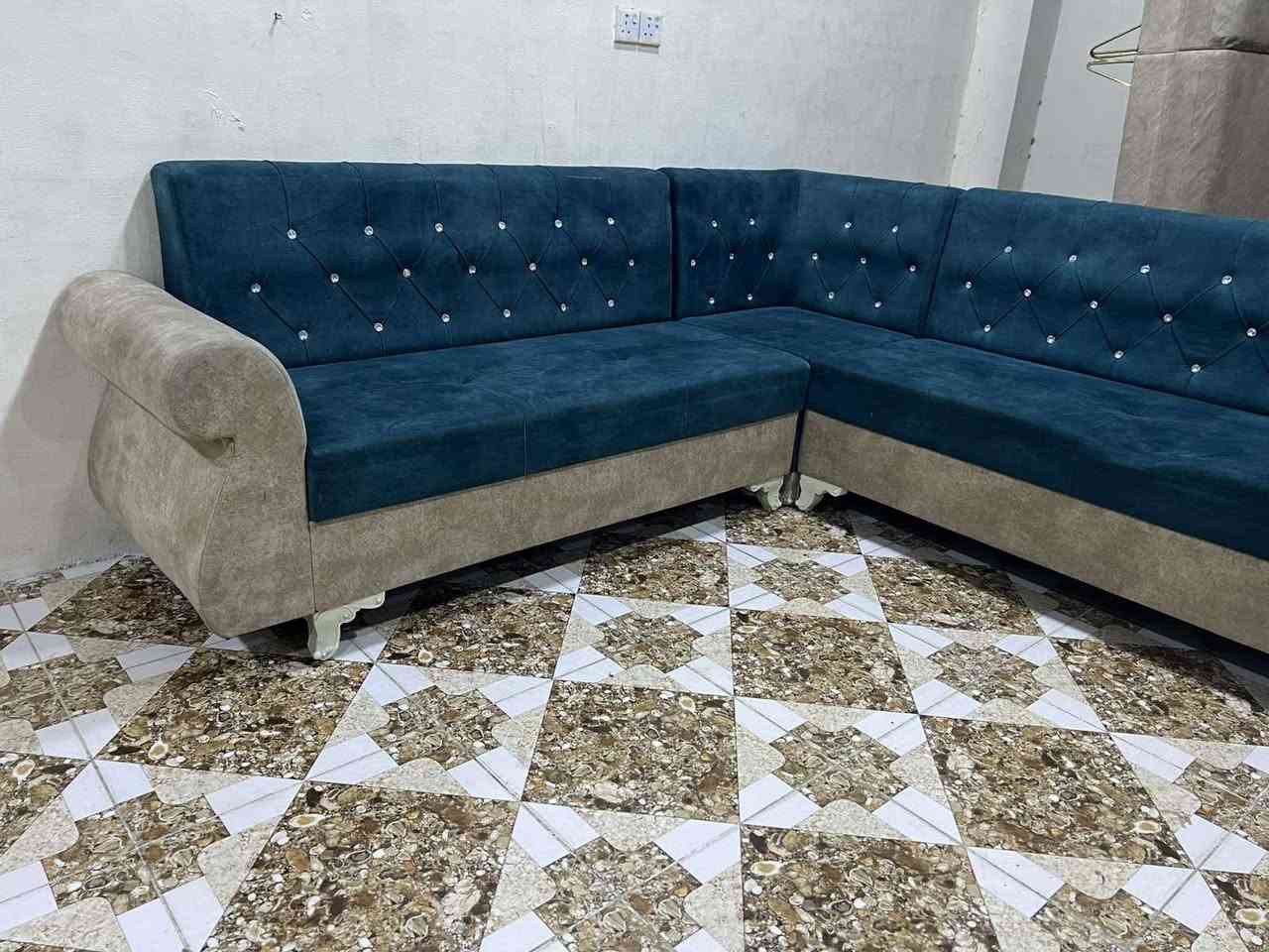 بؤ فروشتن
زور باكة بيعةيبة تابليي جوانونايابة
دةسكردةخسوسيية بازارينية
سعري زور مناسبة
١٨٠هةزار
١٠ نةفةريية
***********
